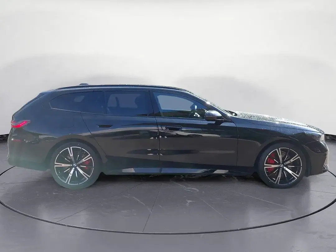 BMW 540 xDrive Touring M Sport Pro - Thumbnail 5