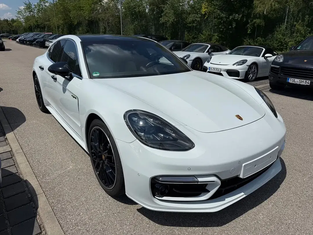 Porsche Panamera E-Hybrid Turbo S - foto 2