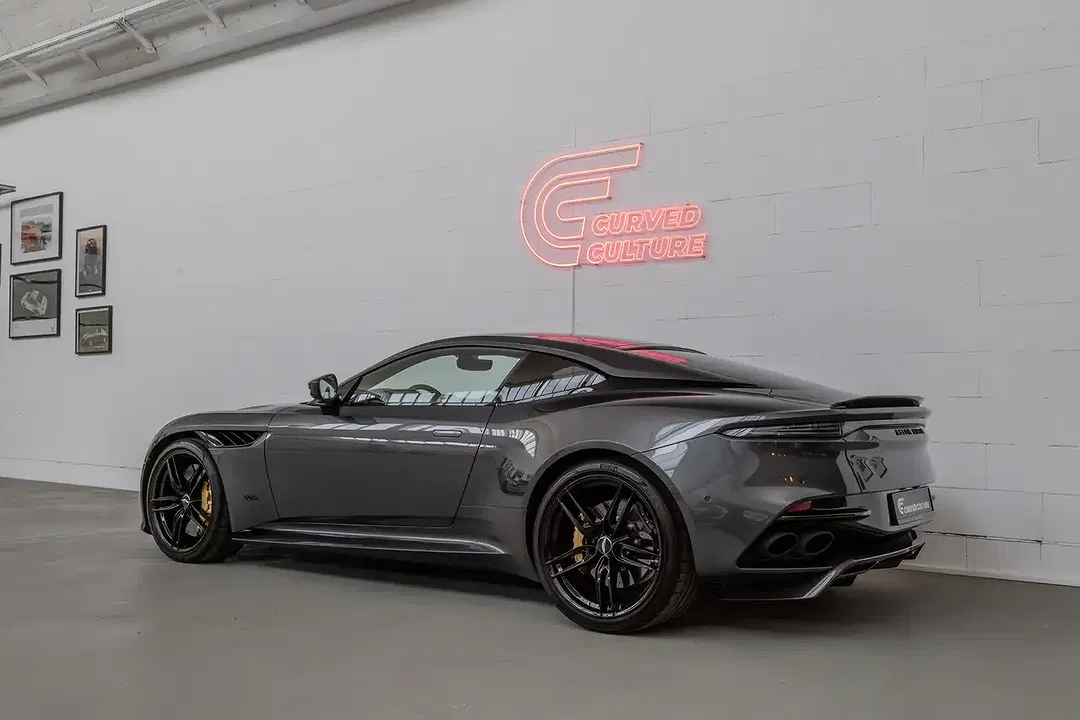 Aston Martin DBS - foto 2