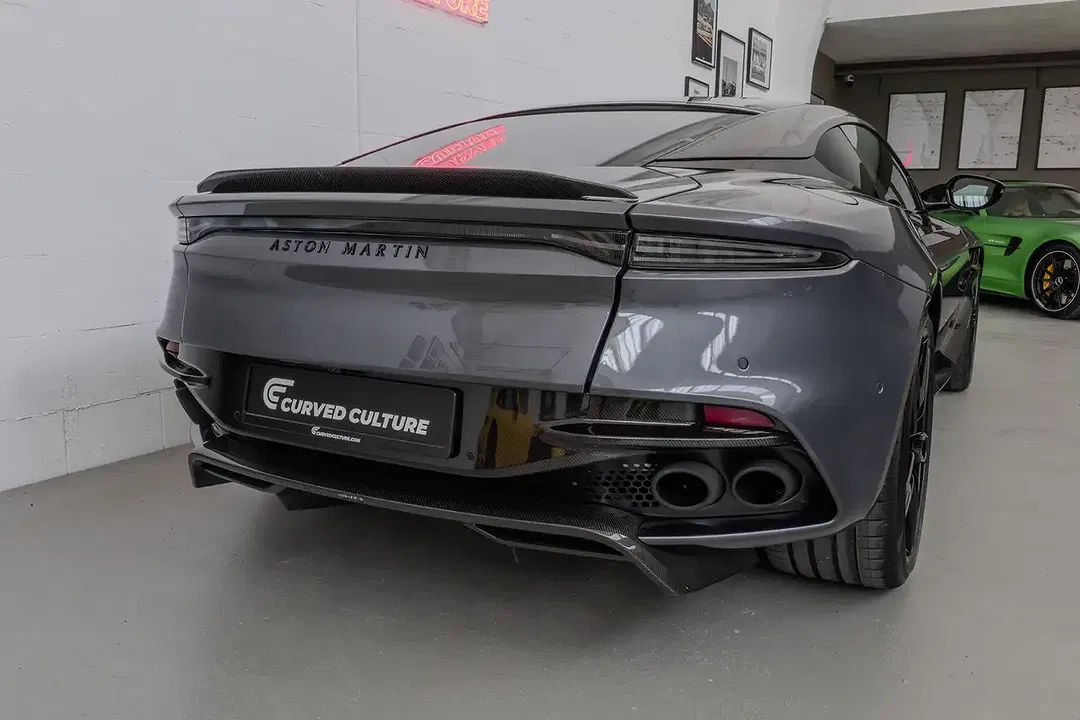 Aston Martin DBS - Thumbnail 9