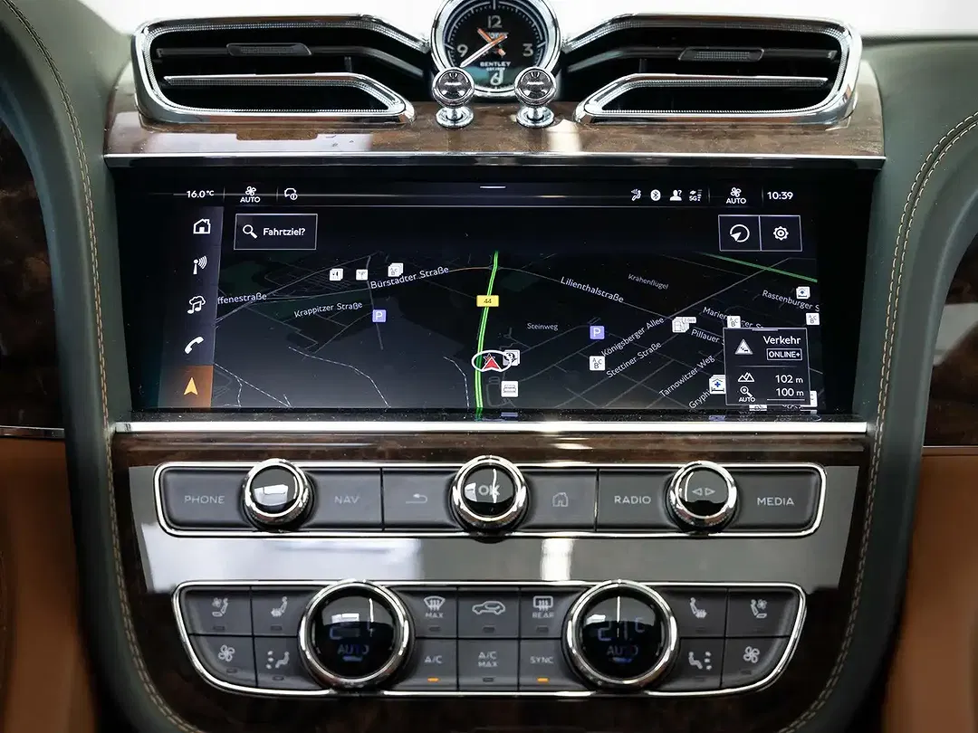 Bentley Bentayga 4.0 V8 Azure - Thumbnail 5