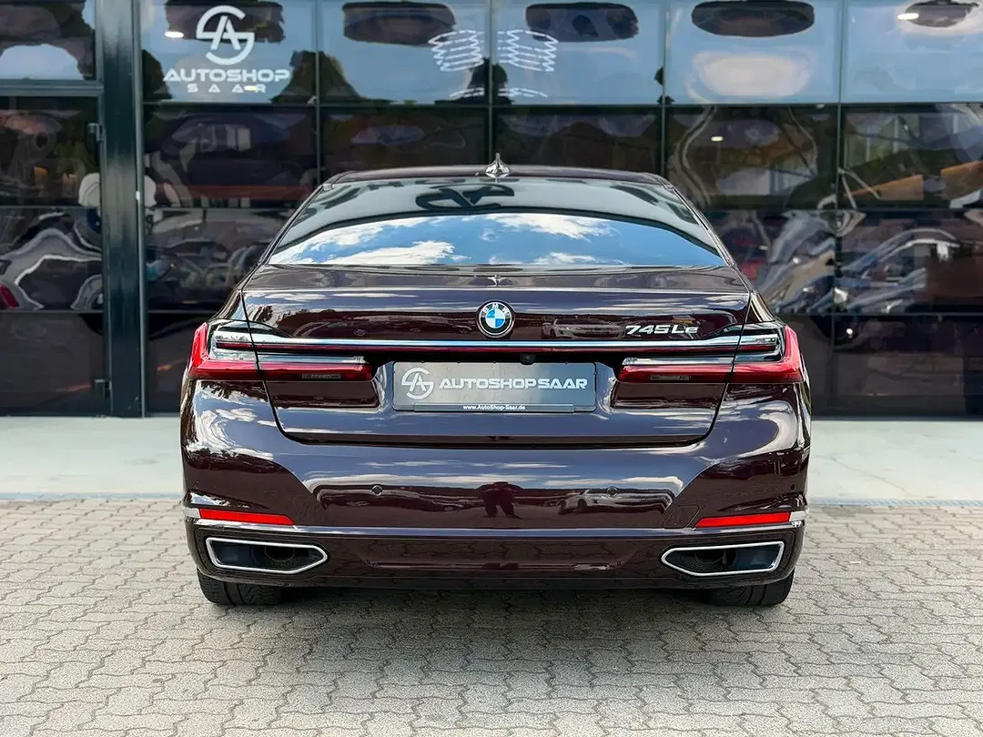 BMW 745 - Thumbnail 6