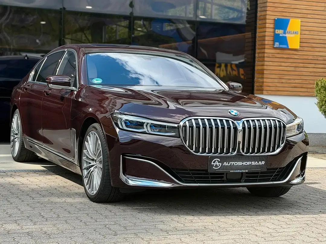 BMW 745 - Thumbnail 4