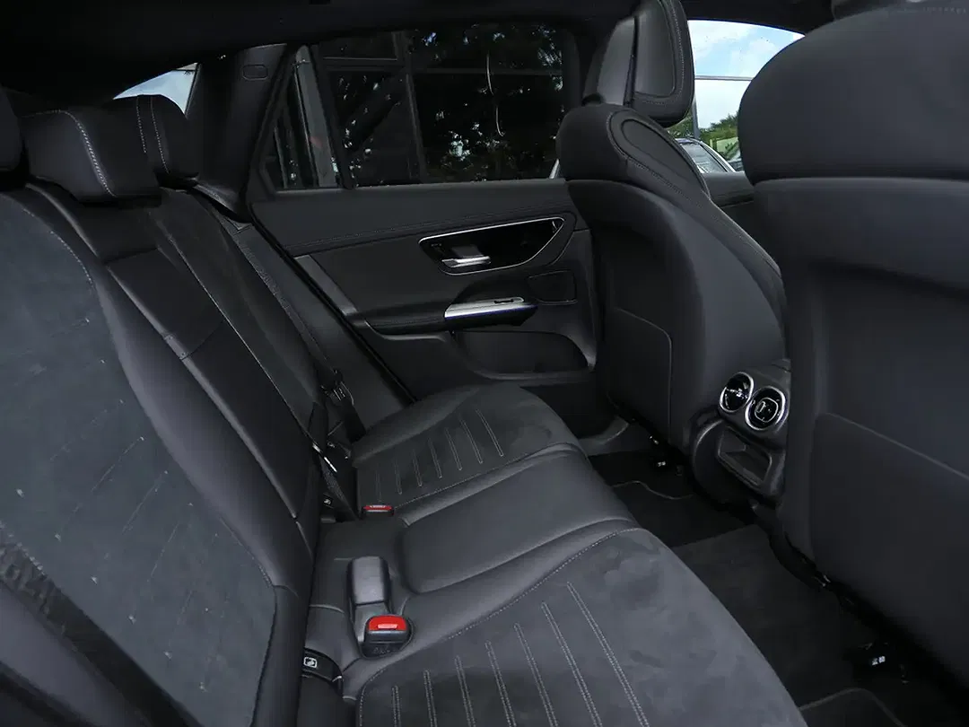Mercedes-Benz GLC 220 4MATIC AMG Edition Night - Thumbnail 14