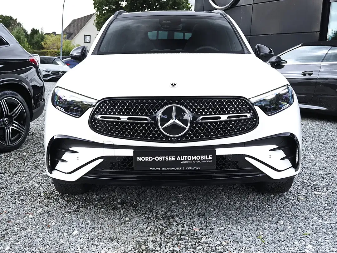 Mercedes-Benz GLC 220 4MATIC AMG Edition Night - Thumbnail 4