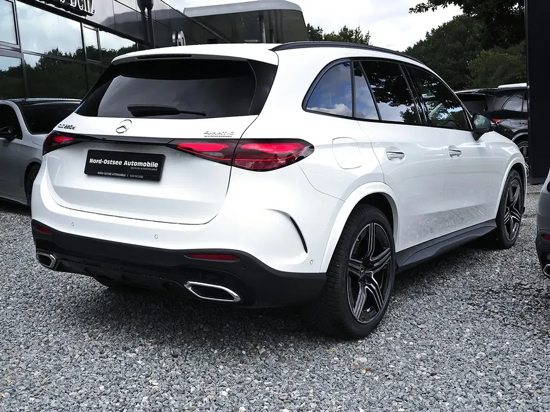 Mercedes-Benz GLC 220 4MATIC AMG Edition Night - Thumbnail 6