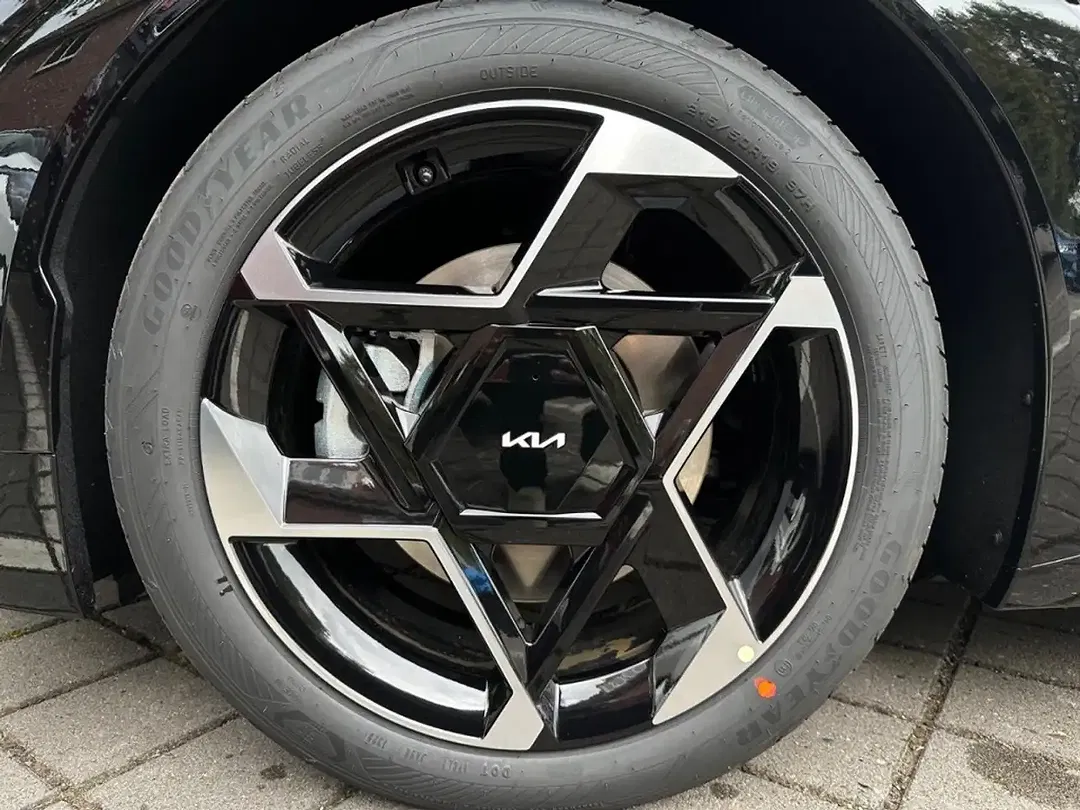 Kia EV4 GT-Line Comfort - Thumbnail 12