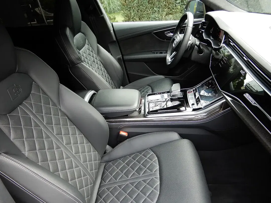 Audi SQ8 - Thumbnail 13