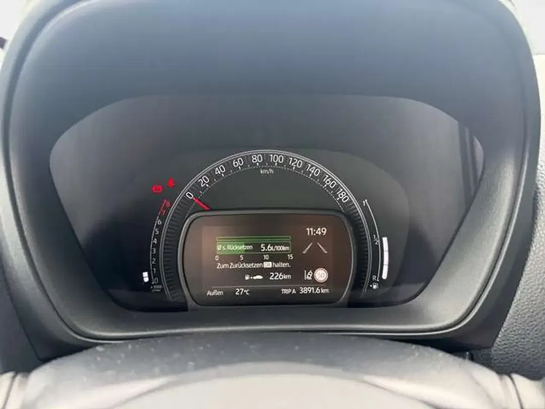 Toyota Aygo X Teamplayer - Thumbnail 14