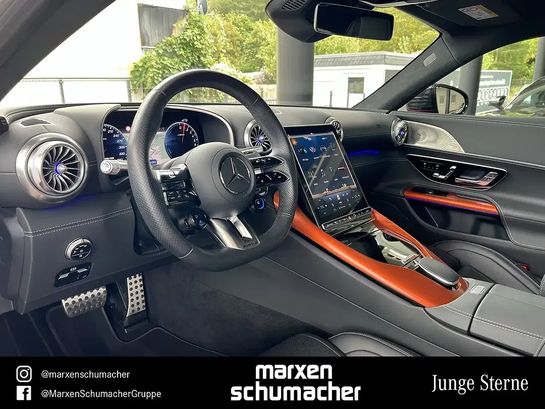 Mercedes-Benz AMG GT 63 - Thumbnail 13