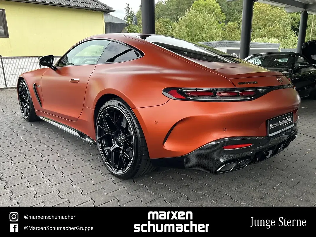 Mercedes-Benz AMG GT 63 - Thumbnail 6