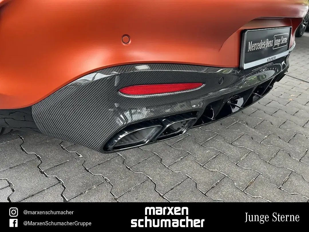 Mercedes-Benz AMG GT 63 - Thumbnail 7