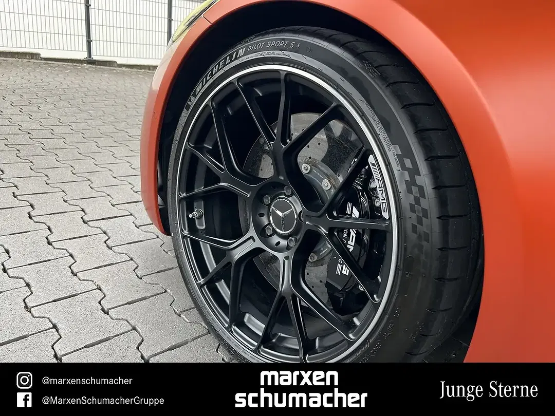 Mercedes-Benz AMG GT 63 - Thumbnail 9