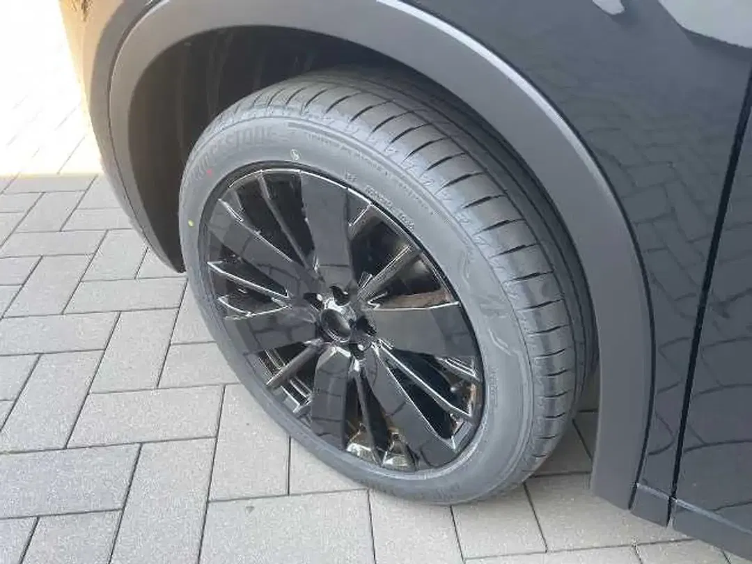 Mitsubishi Outlander 2.4 PHEV - Thumbnail 5