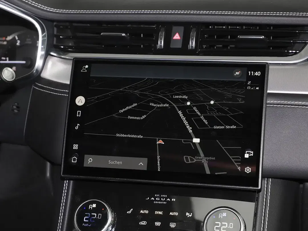 Jaguar F-Pace D200 SE - Thumbnail 7