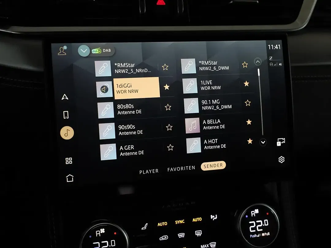 Jaguar F-Pace D200 SE - Thumbnail 9
