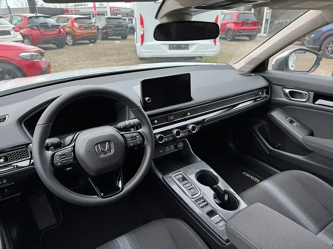Honda Civic e:HEV Elegance - Thumbnail 9