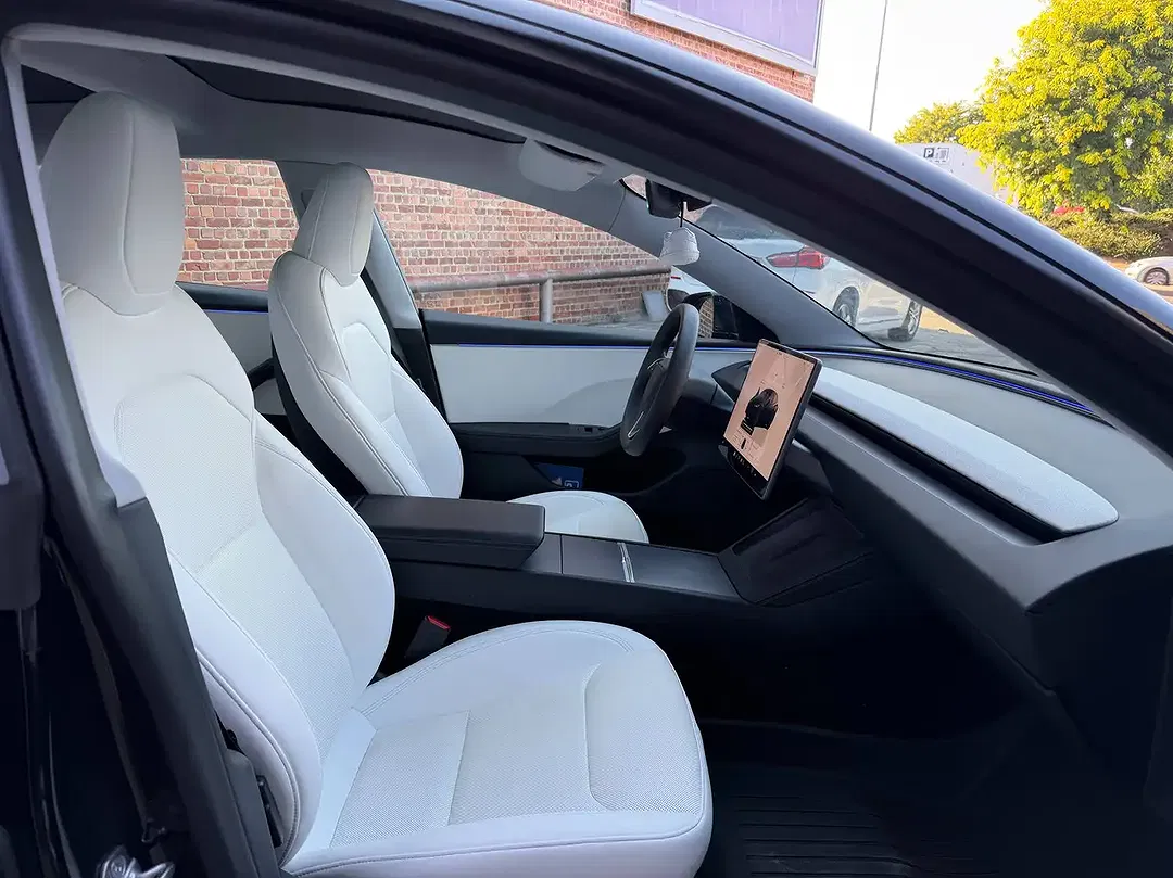 Tesla Model 3 RWD Long Range - Thumbnail 6