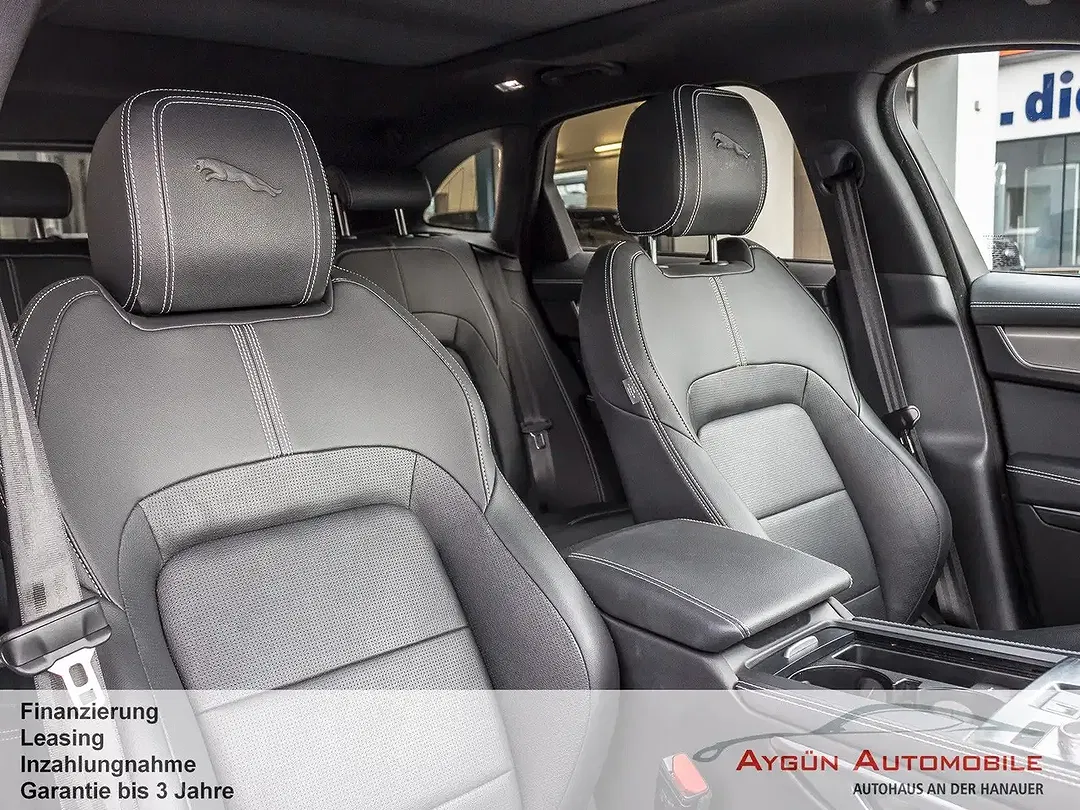 Jaguar F-Pace D300 R-Dynamic SE - Thumbnail 12