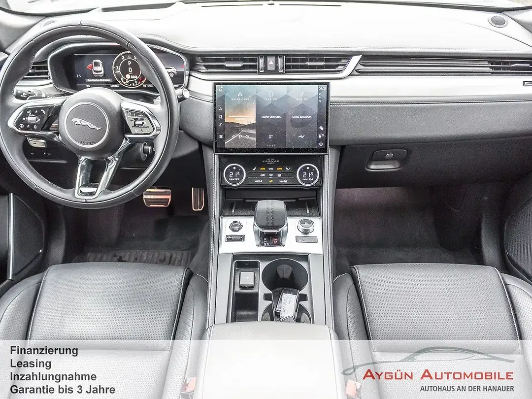 Jaguar F-Pace D300 R-Dynamic SE - Thumbnail 14
