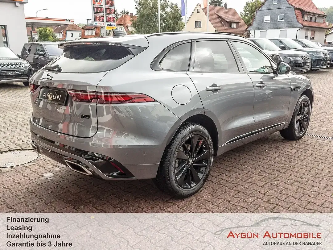 Jaguar F-Pace D300 R-Dynamic SE - Thumbnail 6