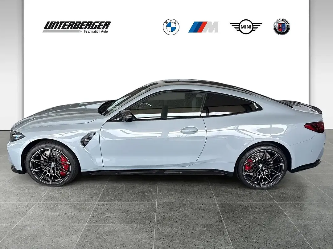 BMW M4 xDrive Competition - Thumbnail 3