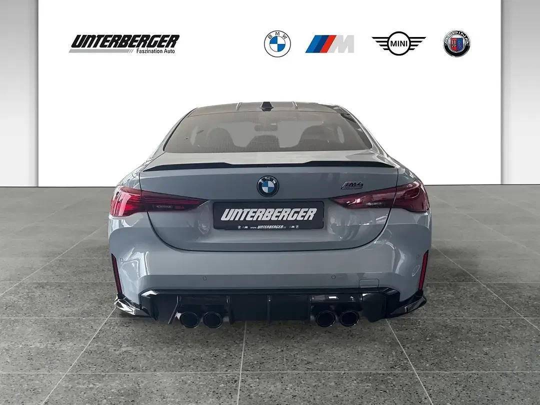 BMW M4 xDrive Competition - Thumbnail 5