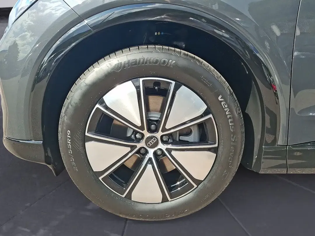 Audi Q4 e-tron - Thumbnail 8