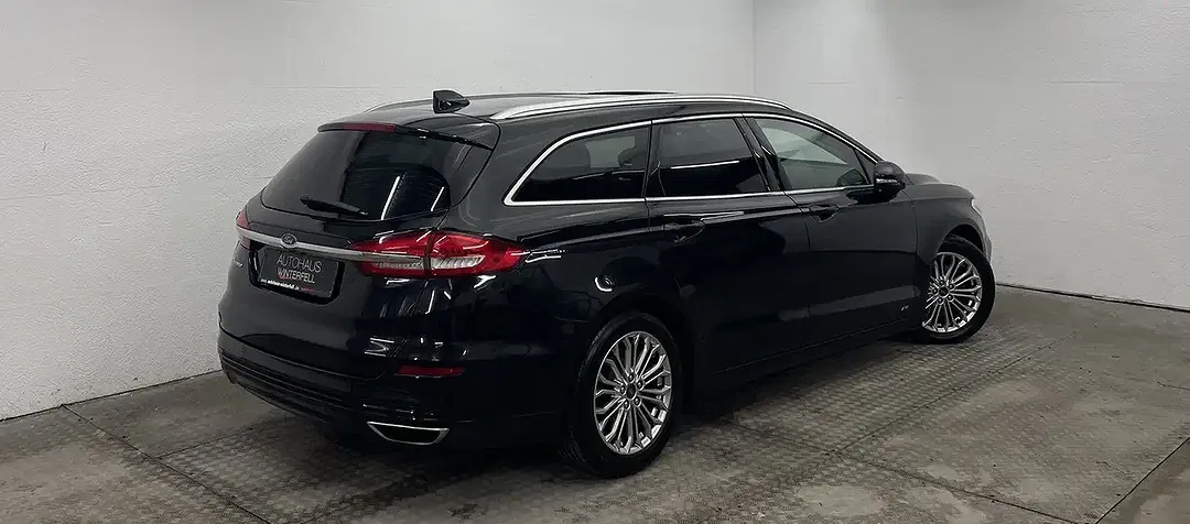 Ford Mondeo 2.0 4x4 Titanium - Thumbnail 4