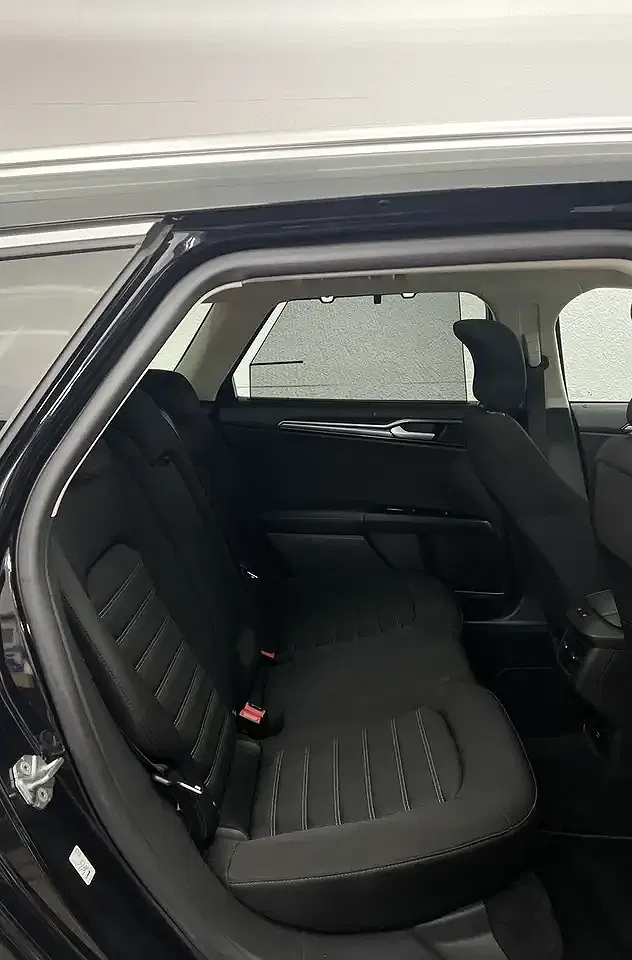 Ford Mondeo 2.0 4x4 Titanium - Thumbnail 9