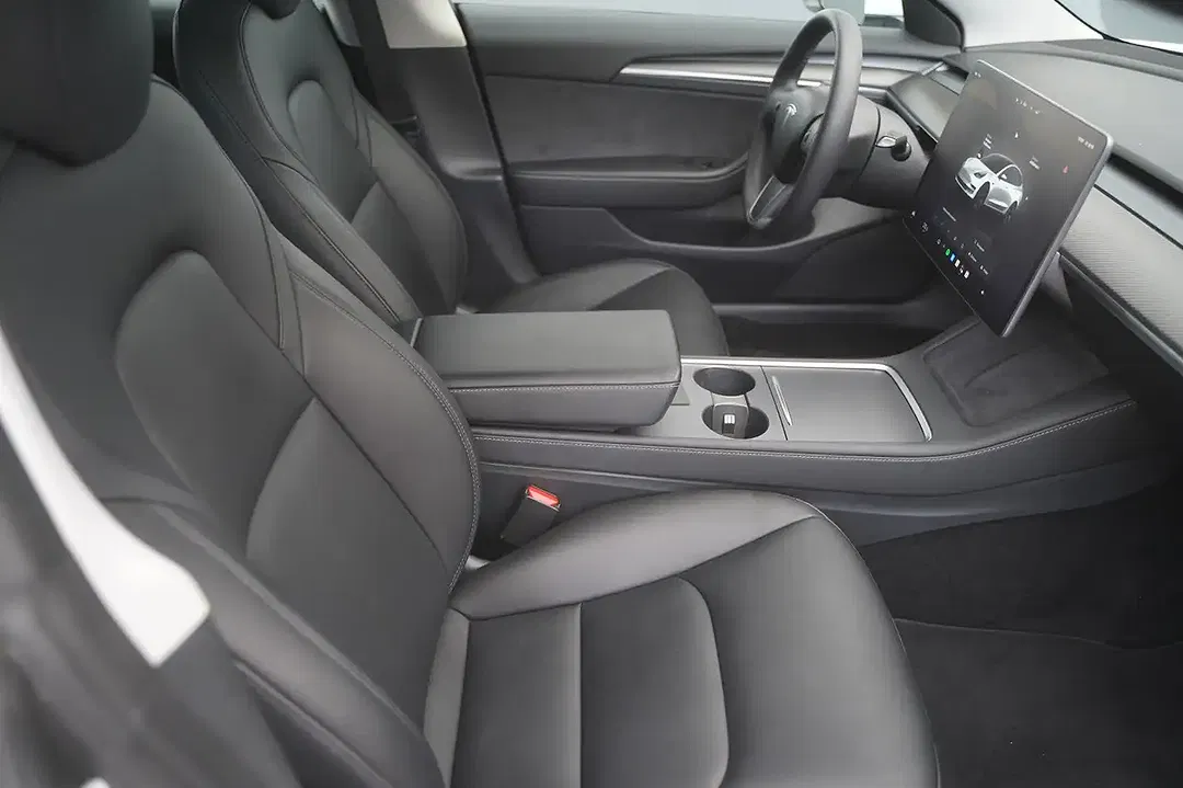 Tesla Model 3 Standard Range - Thumbnail 17