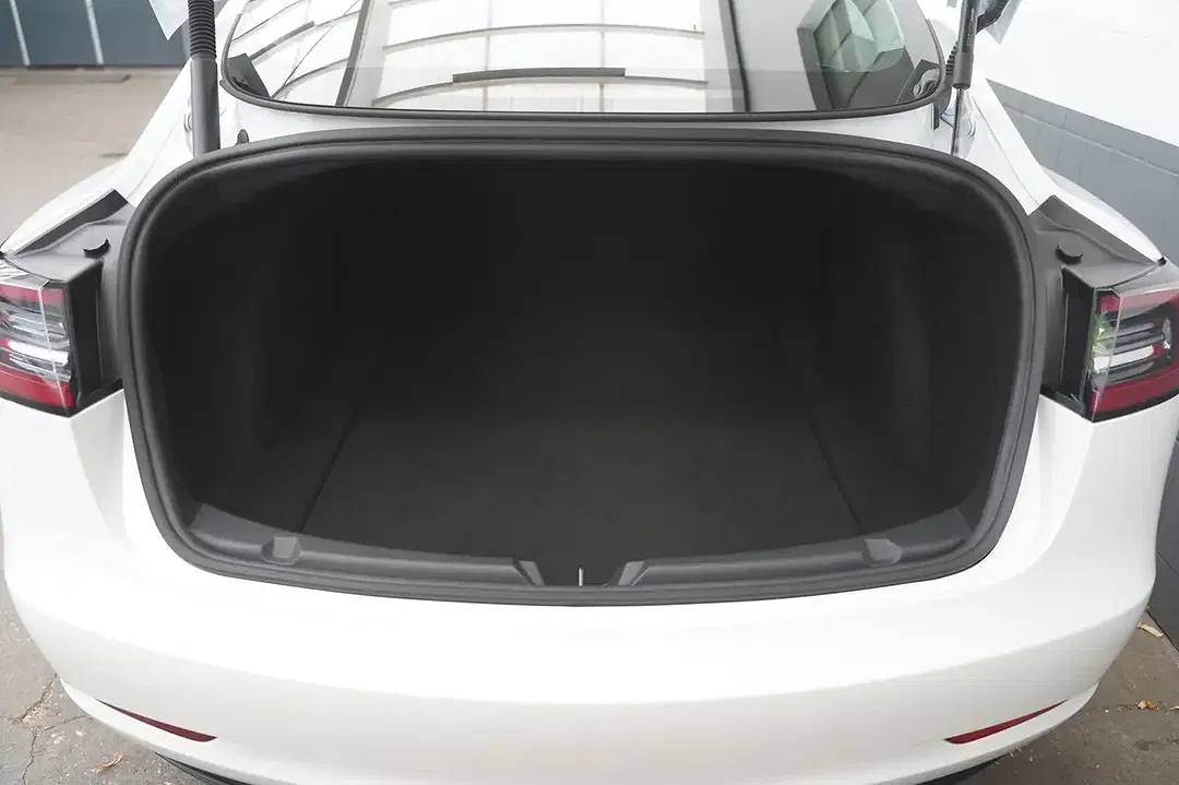 Tesla Model 3 Standard Range - Thumbnail 7