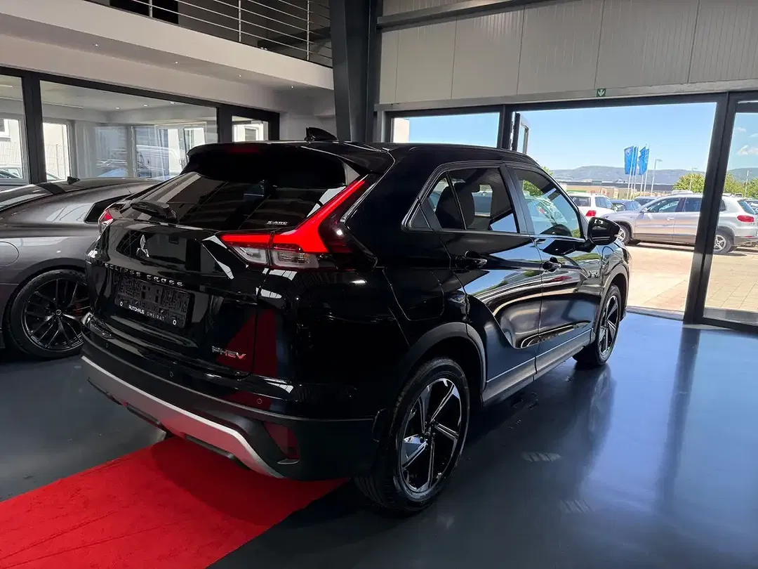 Mitsubishi Eclipse Cross Hybrid 4WD Plus - Thumbnail 5