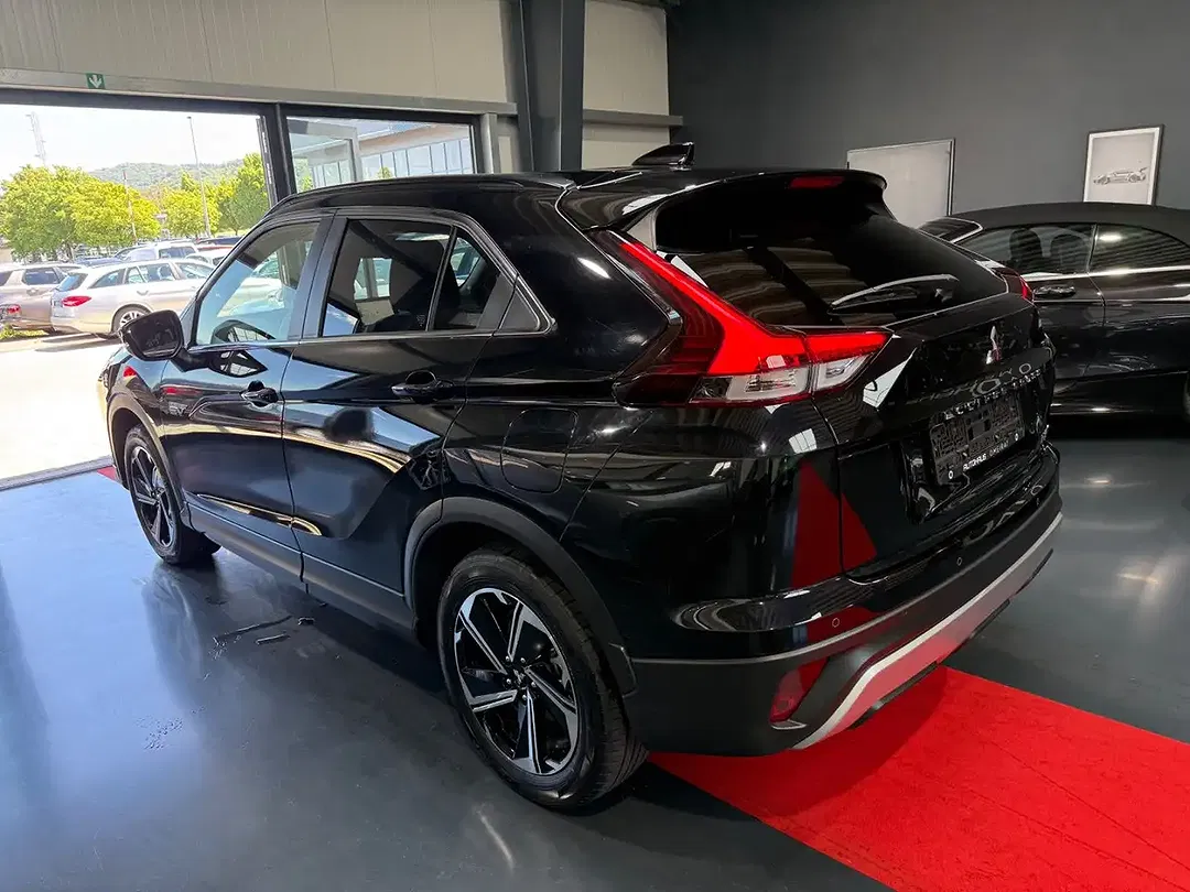 Mitsubishi Eclipse Cross Hybrid 4WD Plus - Thumbnail 8