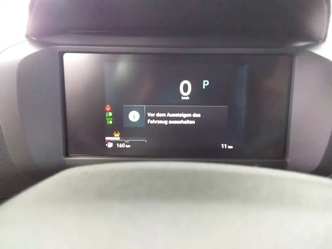 Citroen C4 PureTech EAT8 Max - Thumbnail 9