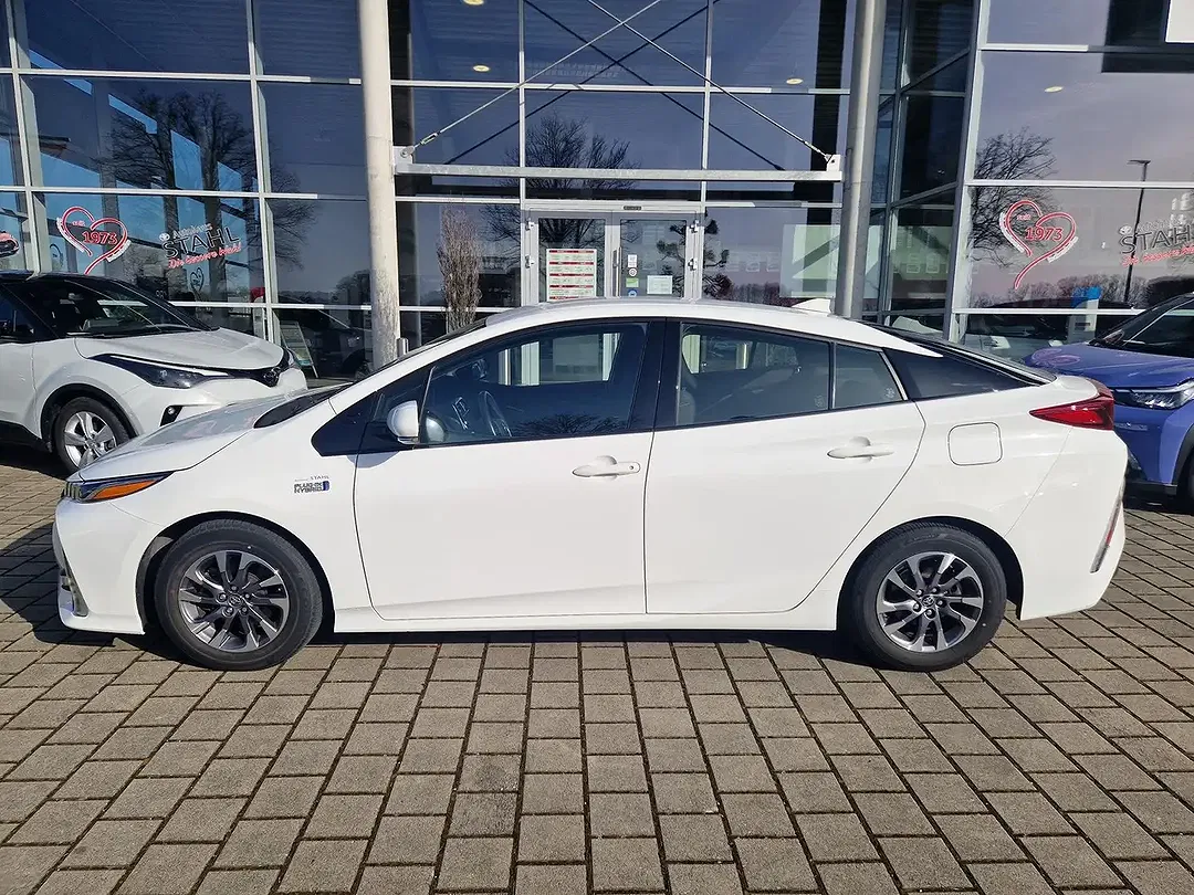 Toyota Prius PHEV Comfort - Thumbnail 4
