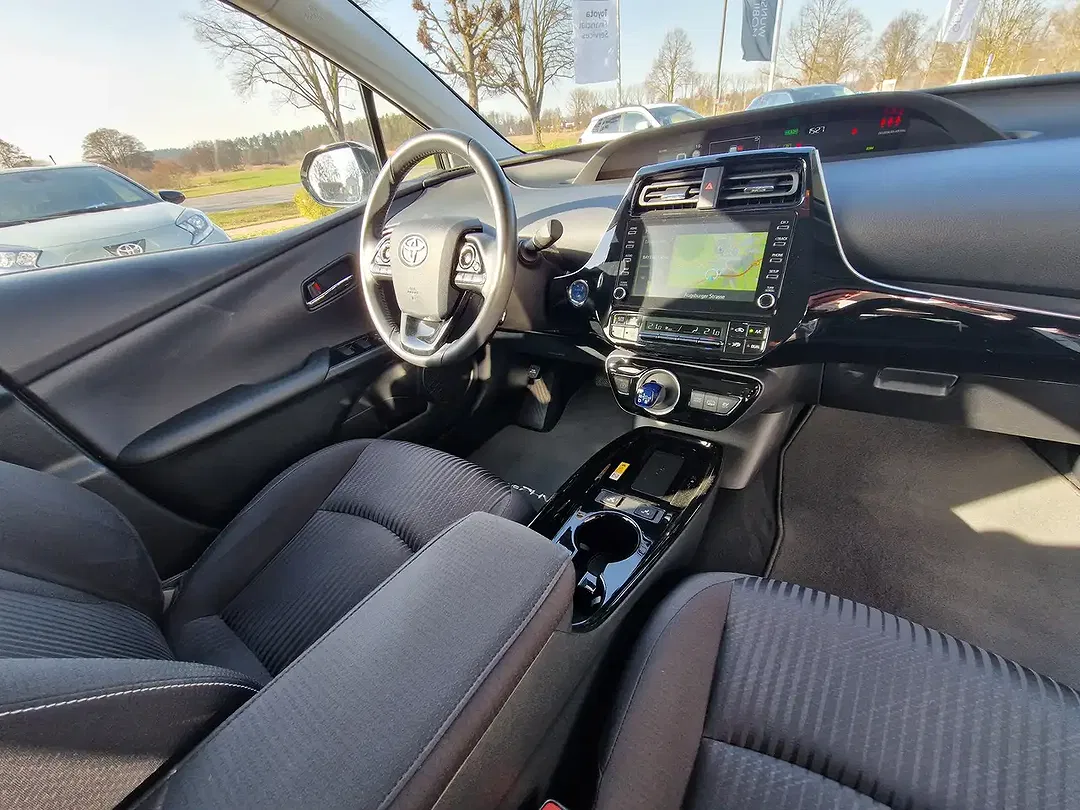 Toyota Prius PHEV Comfort - Thumbnail 9
