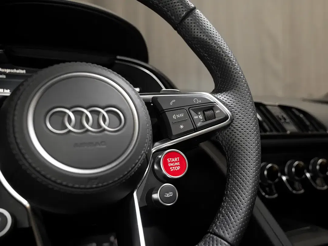 Audi R8 V10 quattro performance Coupe - foto 15