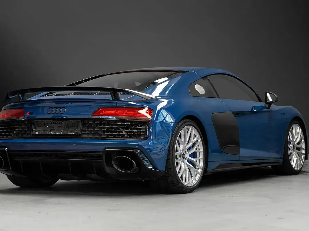 Audi R8 V10 quattro performance Coupe - Thumbnail 3