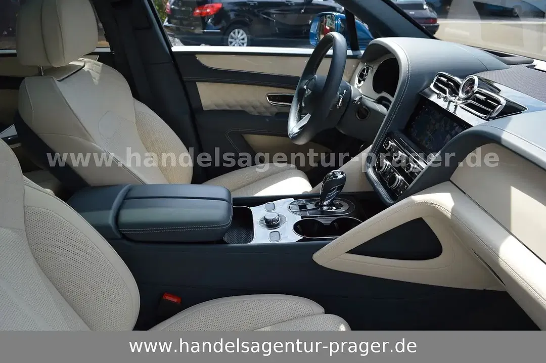 Bentley Bentayga Hybrid 4WD Azure - Thumbnail 12