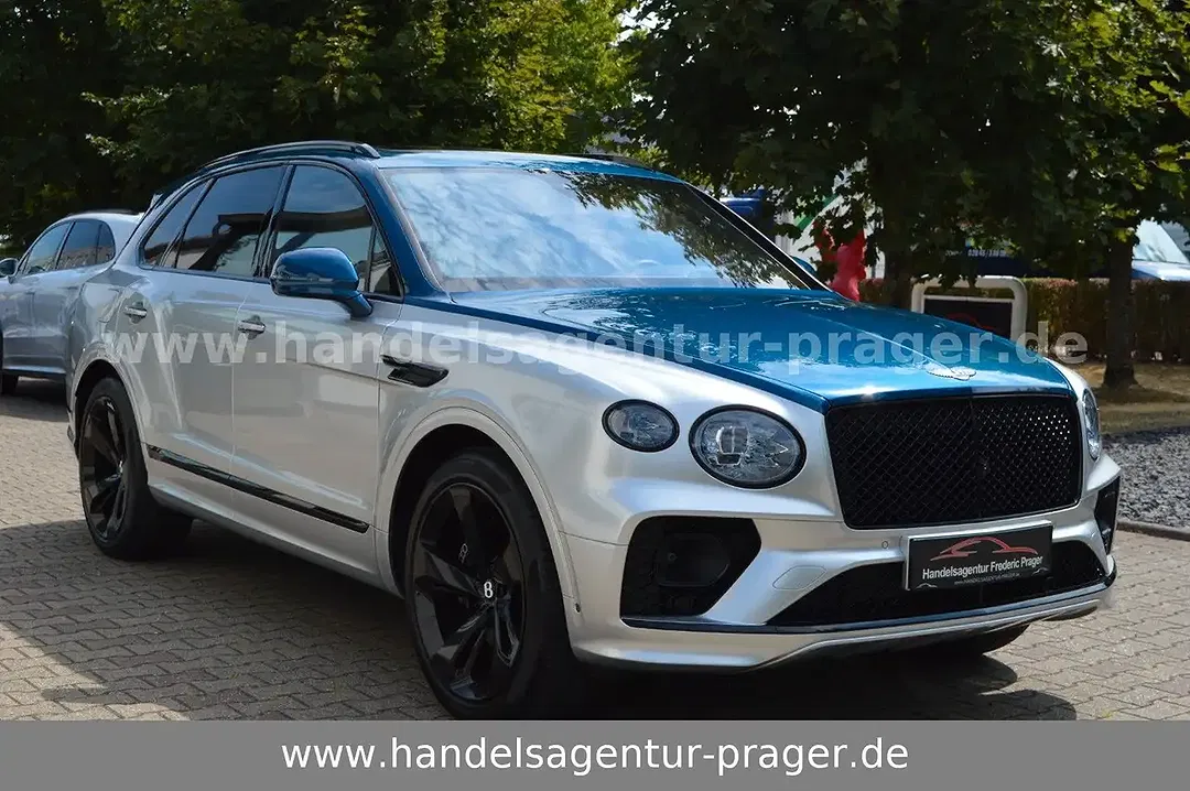 Bentley Bentayga Hybrid 4WD Azure - Thumbnail 3