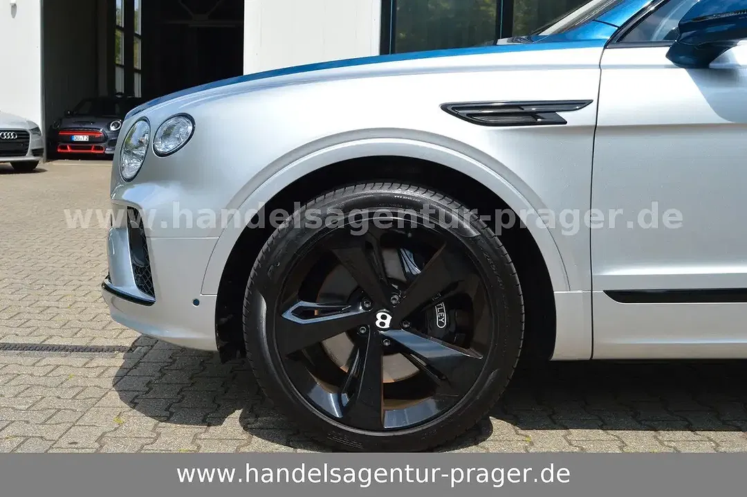 Bentley Bentayga Hybrid 4WD Azure - Thumbnail 5