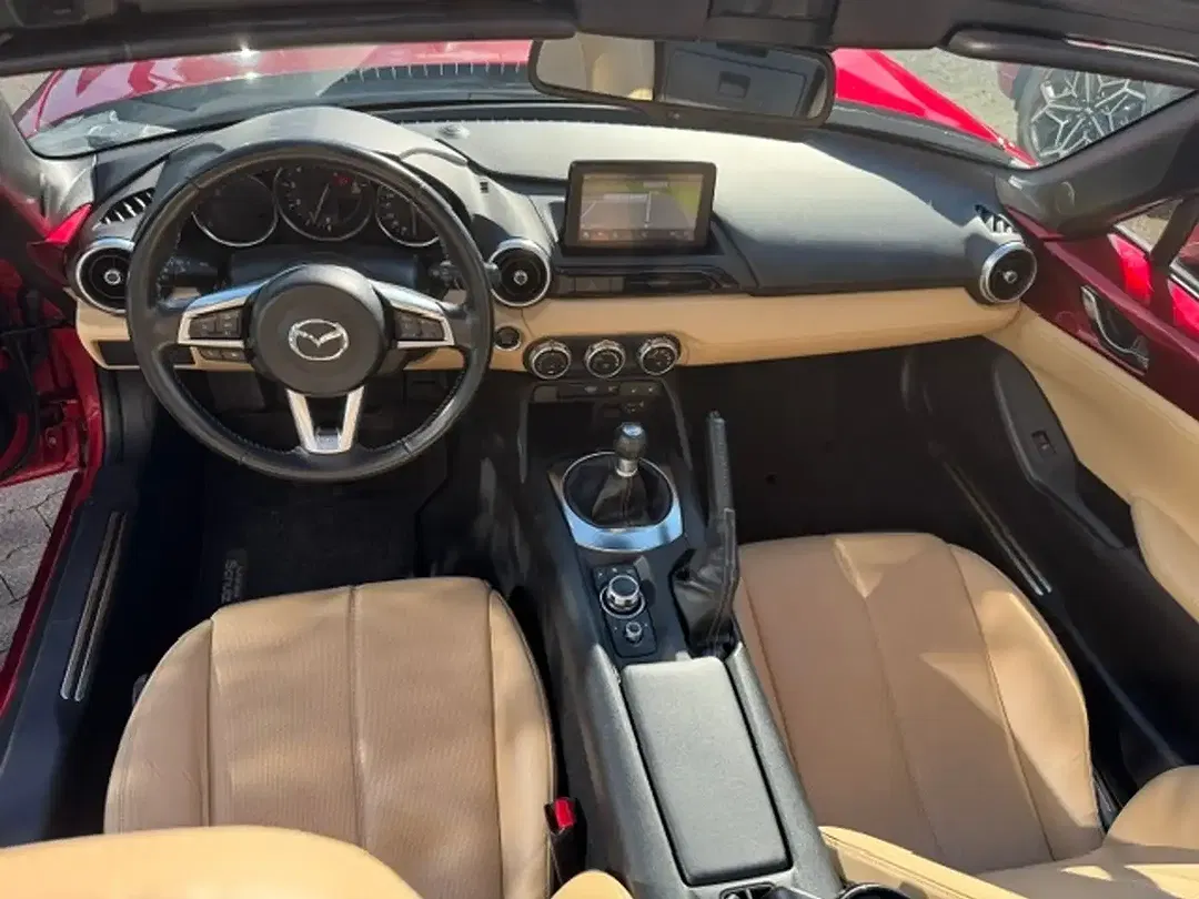 Mazda MX-5 Selection - Thumbnail 13
