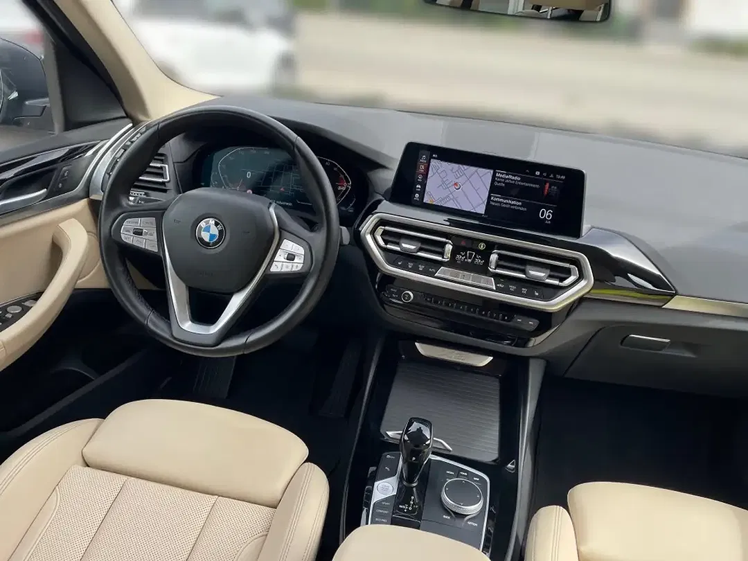 BMW X3 xDrive - Thumbnail 9