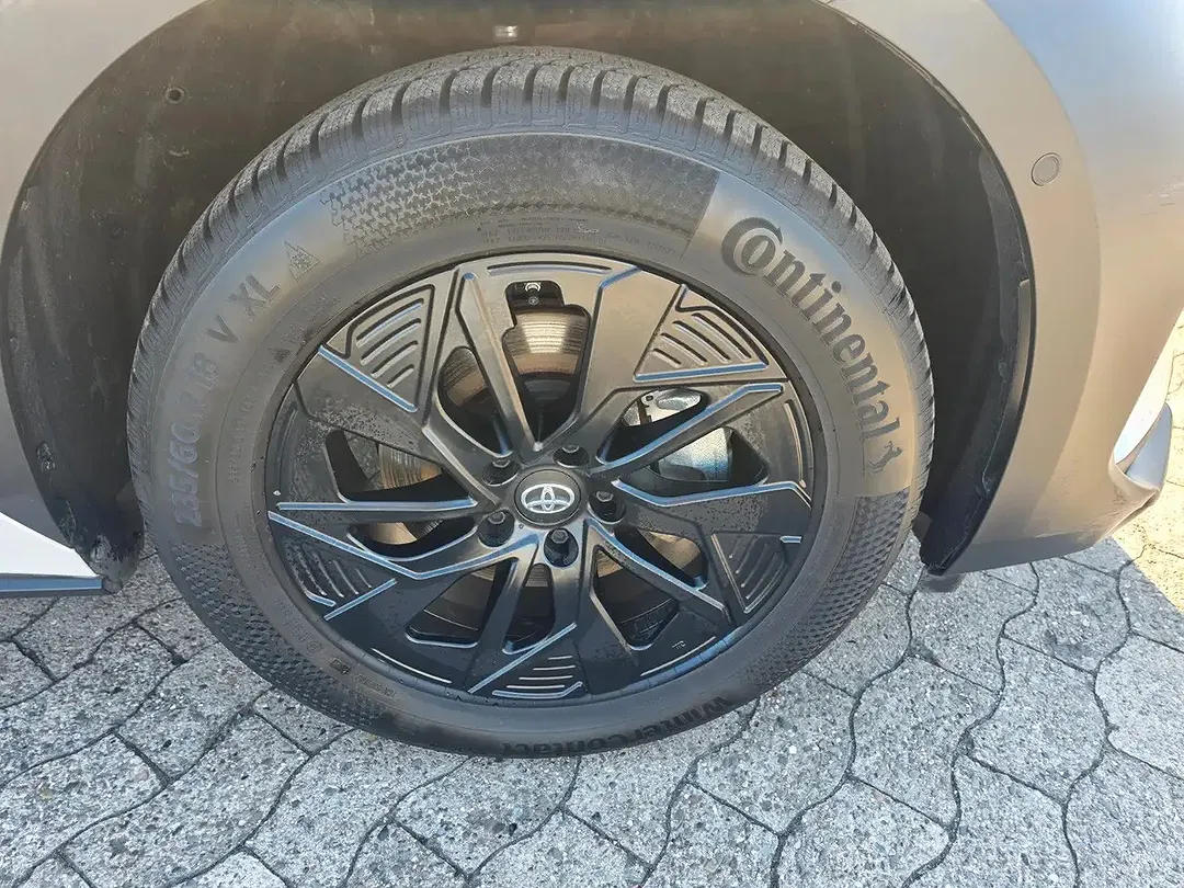 Toyota bZ4X Comfort - foto 12