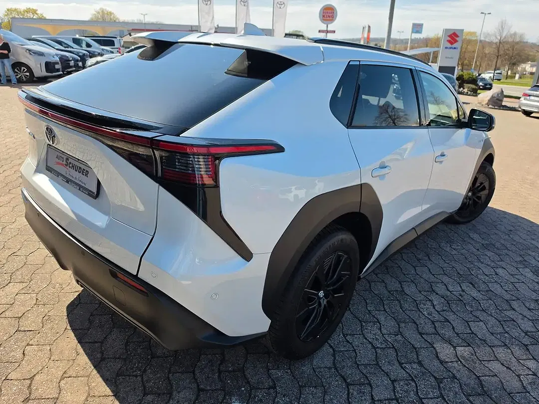 Toyota bZ4X Comfort - foto 2