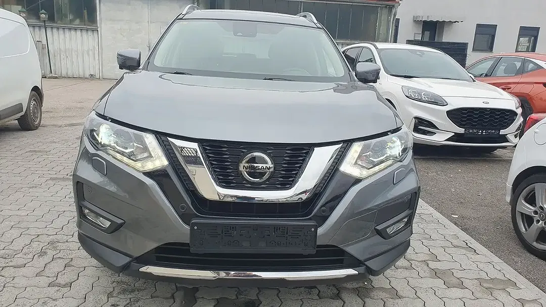 Nissan X-Trail Visia - Thumbnail 5