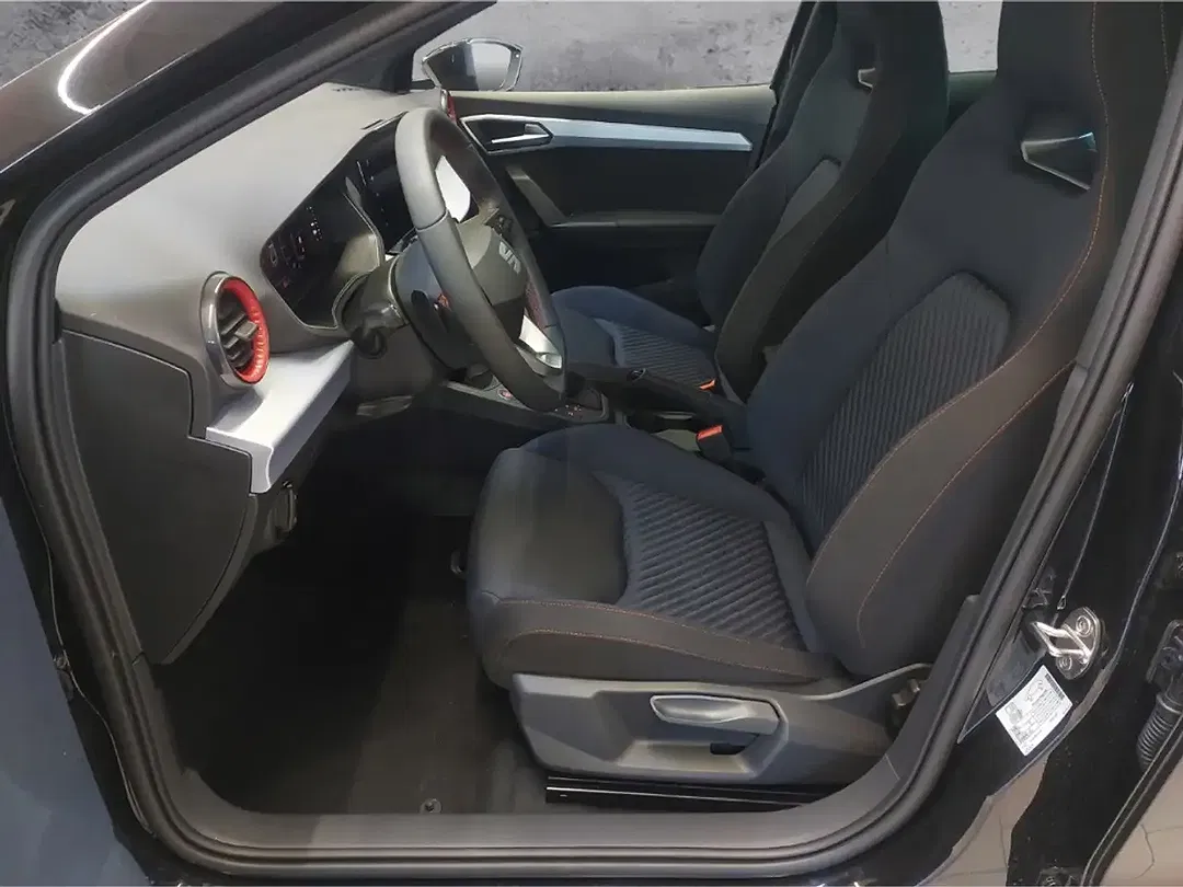 SEAT Ibiza 1.0 TSI DSG FR Black Edition - Thumbnail 8