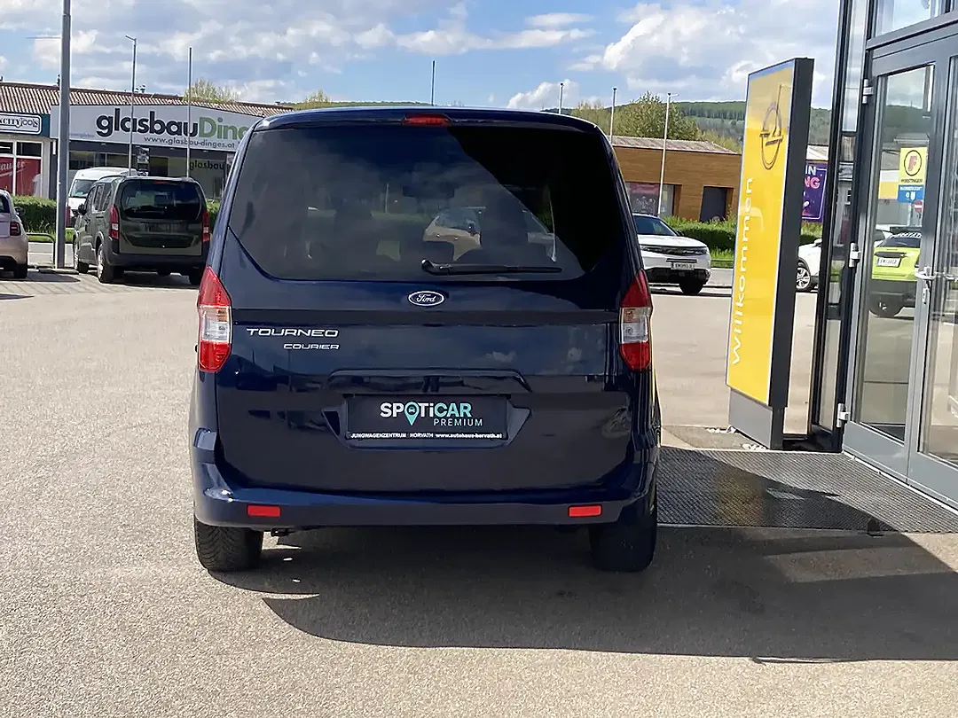 Ford Tourneo Courier 1.5 TDCi Trend - Thumbnail 12