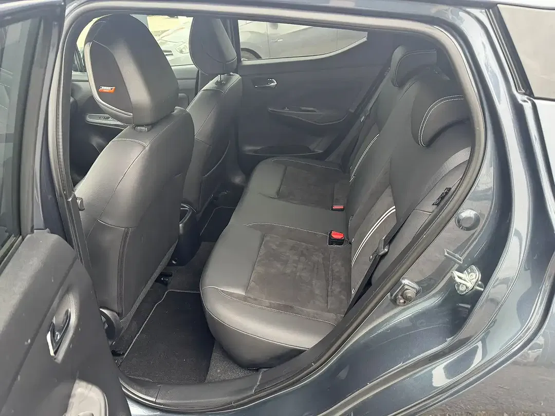 Nissan Micra 1.0 DIG-T N-Sport - Thumbnail 11